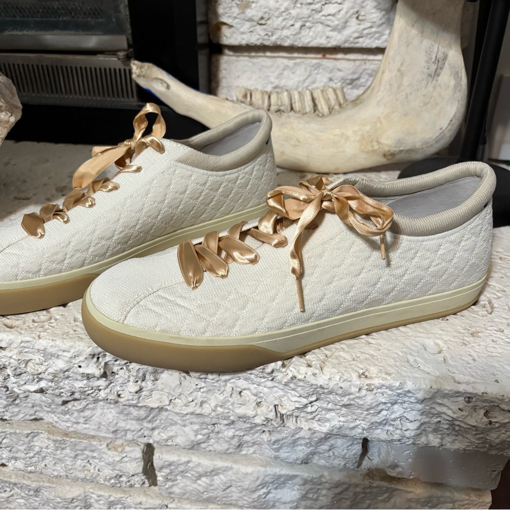 Cream Quilted Tennis Shoes